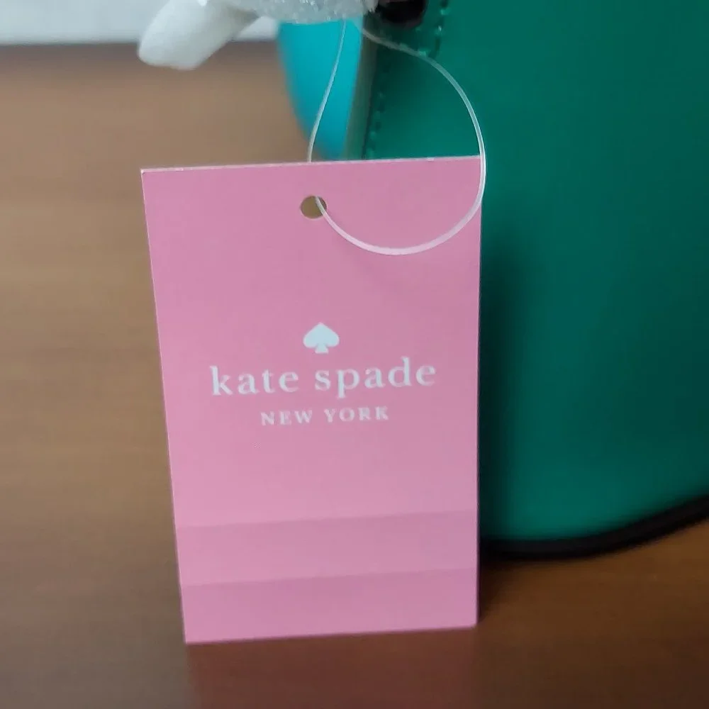 NWT KATE SPADE KALI SMOOTH LEATHER SMALL DOME CROSSBODY (WINTERGREEN)